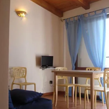 4 Beds In With Swimming Pool * Viddalba